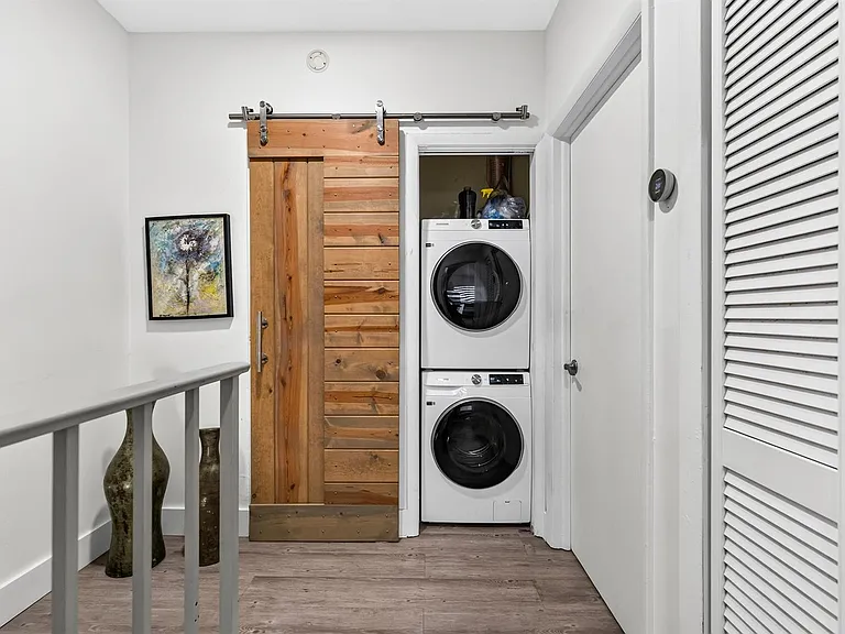 8956 Collins Ave #4 — Photo 28