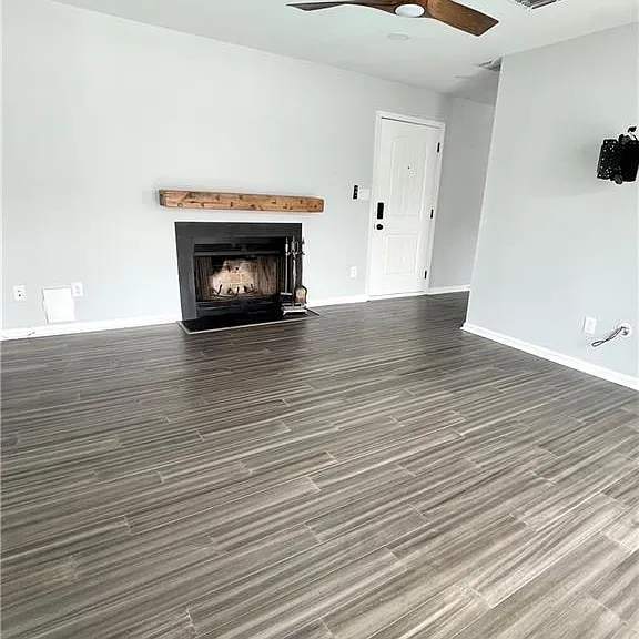 620 Shoreham Ct #304 — Photo 4