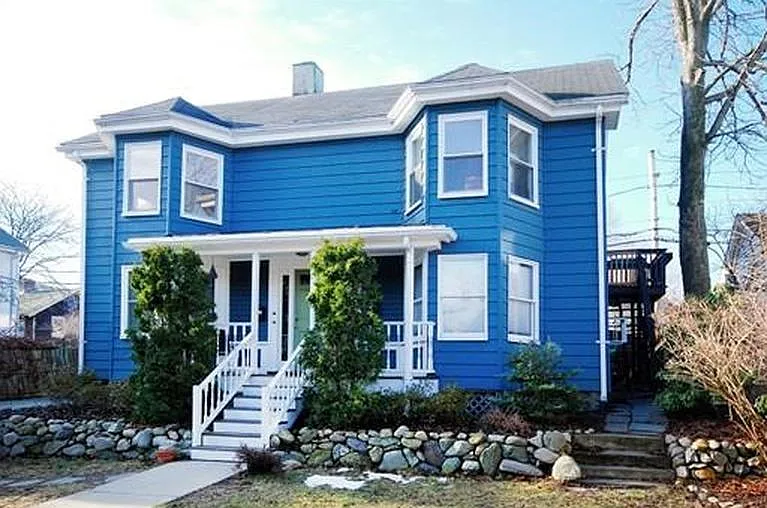 Green St — Photo 1