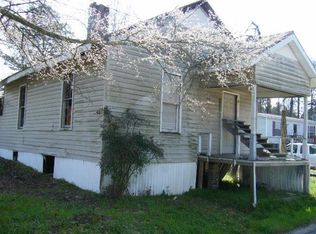 1040 Ash St, Union Point, GA 30669