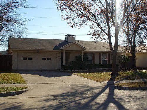 1st image of 926 Madison Cir