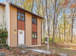 2406 Cloudcroft Sq, Reston, VA 20191