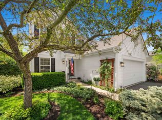 895 Lakestone Ln, Aurora, IL 60504