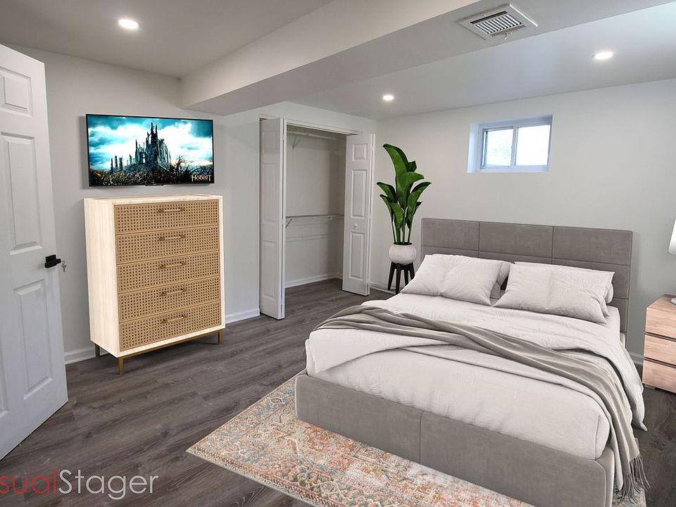 1st image of 11703 Caplinger Rd #3
