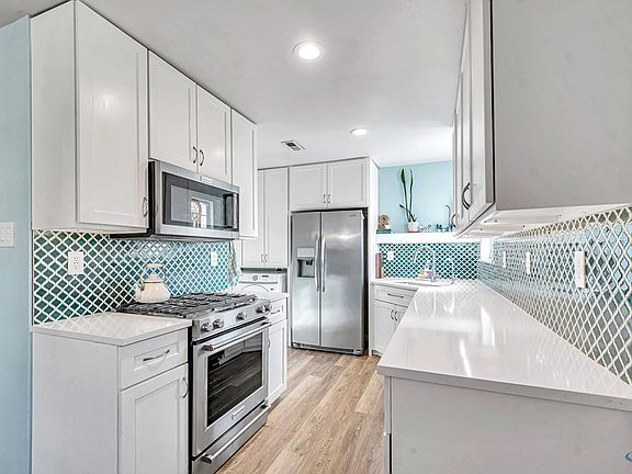 2nd image of 4503 Roosevelt Dr