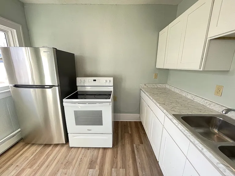 337 E Church St — Photo 7