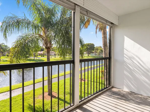 1113 Green Pine Boulevard #C2, West Palm Beach, FL 33409
