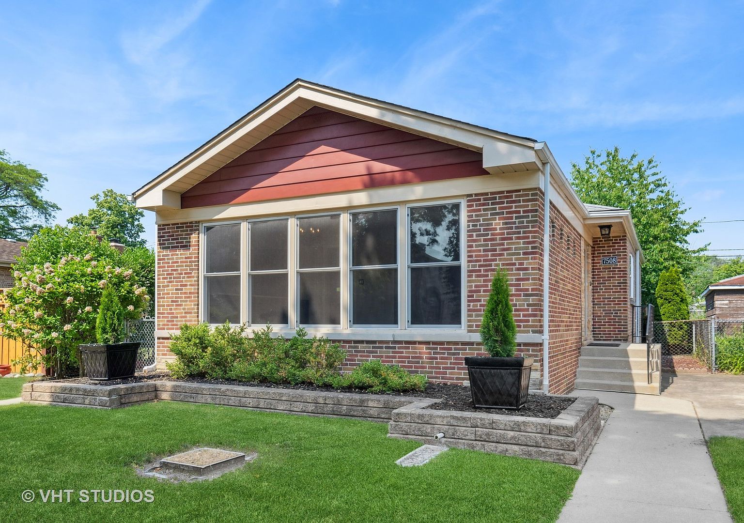 7508 Karlov Ave, Skokie, IL 60076 Zillow