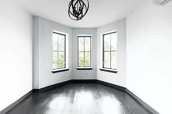 Rented by Brooklyn Group | media 2