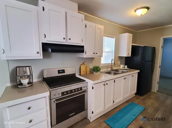 1 Swallow Ct #69, Lake Orion, MI 48359