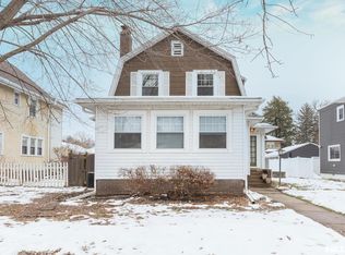 2416 12th St, Moline, IL 61265