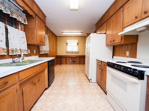 4th image of 156 Bristow Ln