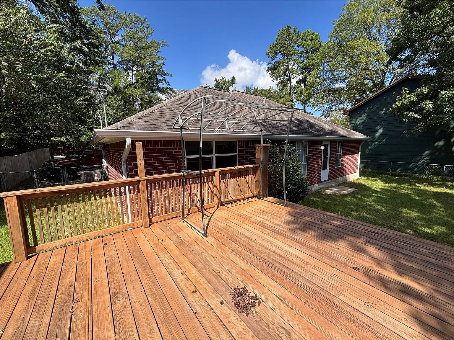 3 bed, 2.0 bath, 1207 sqft, $1,850 — Photo 4