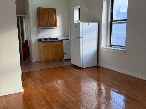 101 West 133rd Street image 1 of 6