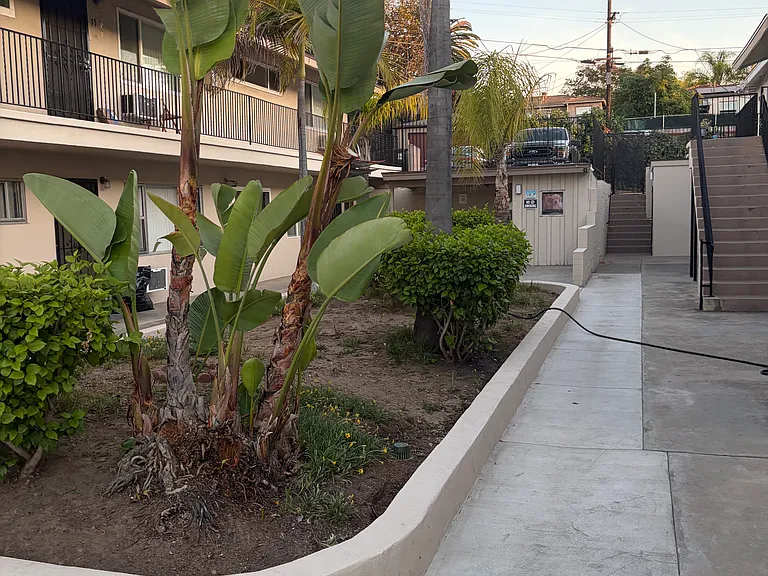 7033 Boulevard Dr #16 — Photo 9