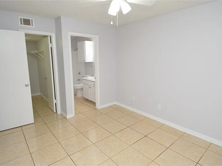 8643 Mallard Reserve Dr #104 — Photo 43