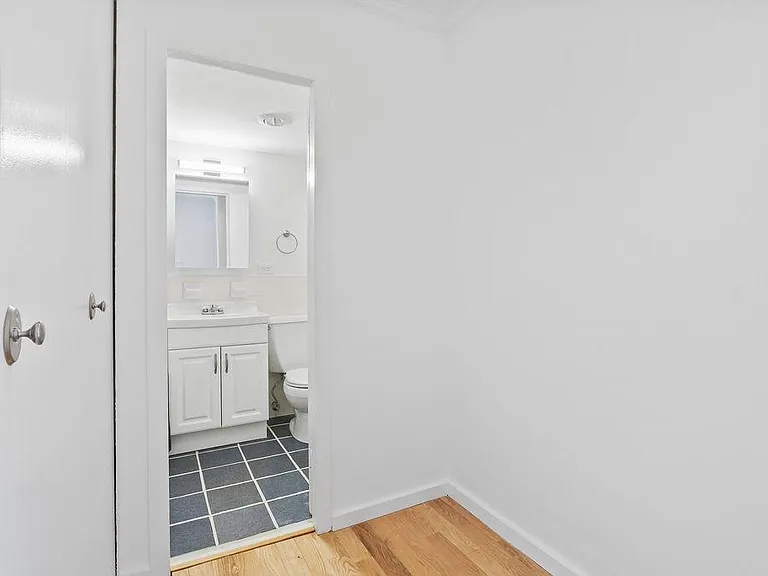 8 Whittier Pl #21G — Photo 18