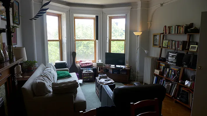 Rented by Garfield Realty  | media 38