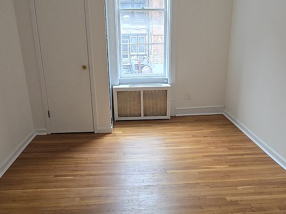 5th image of 145 W 75th St APT 2R