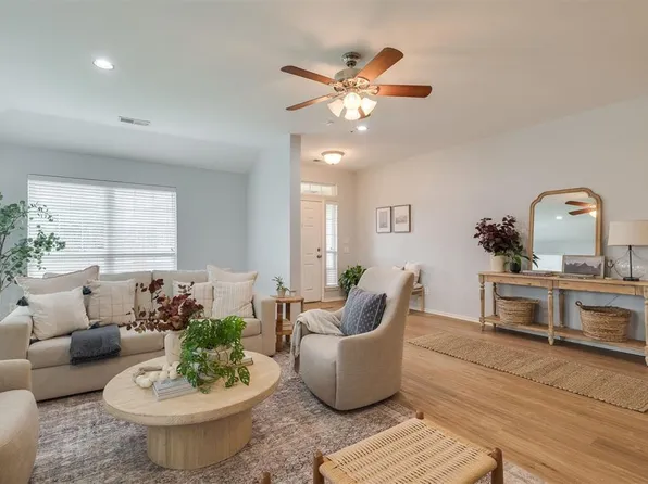 405 Bright Angel Trl, Edmond, OK 73003