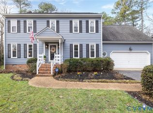5512 Fiddlers Ridge Ln, Midlothian, VA 23112