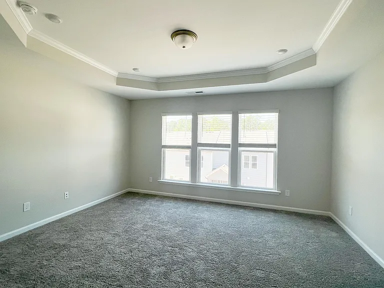 1502 Smoky Mountain St — Photo 10