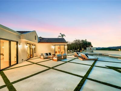 24247 Park Granada, Calabasas, CA, 91302