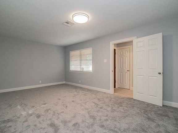 2nd image of 2329 Vega St