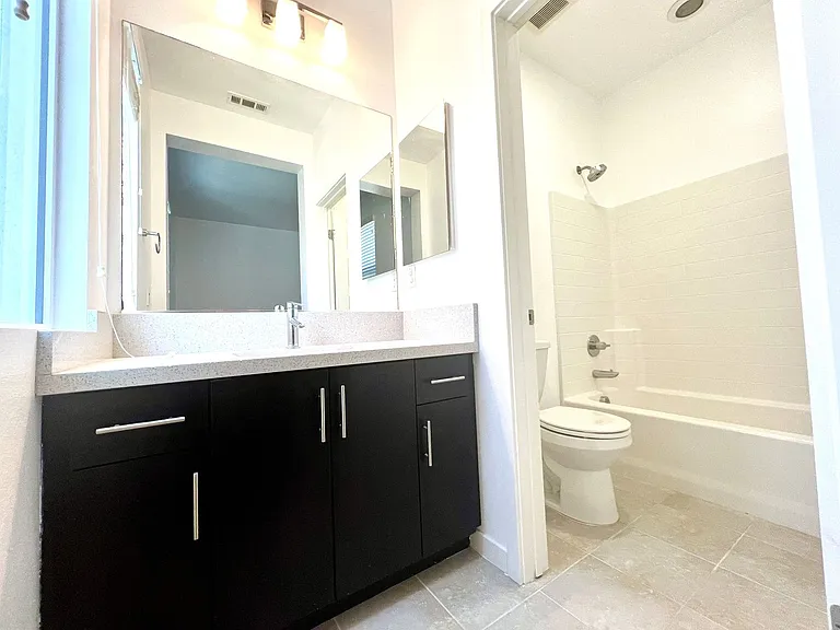 730 Brooklyn Dr — Photo 12