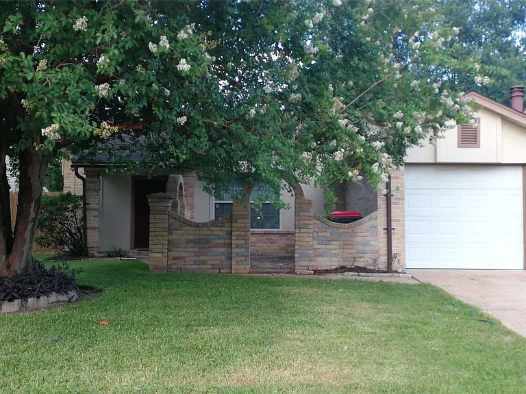 12614 Day Hollow Ln — Photo 1