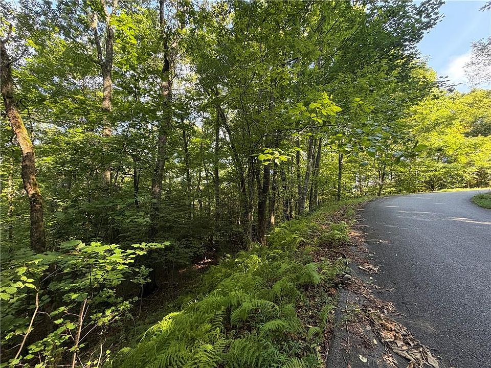 1st image of 5 Mill Ridge Rd #5