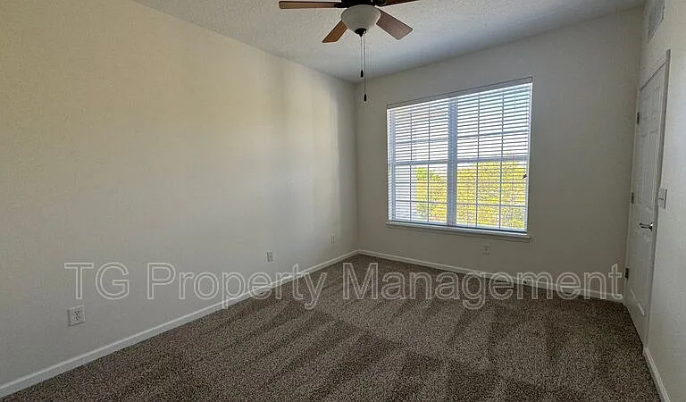 11251 Campfield Dr #3402 — Photo 9