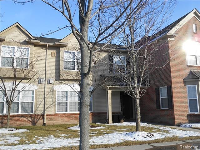1st image of 3855 Norwich Dr