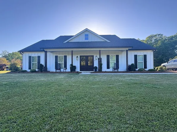 172 Skymeadow Dr, Pine Mountain, GA 31822