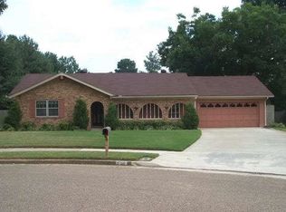 5707 Longacre Dr, Memphis, TN 38134