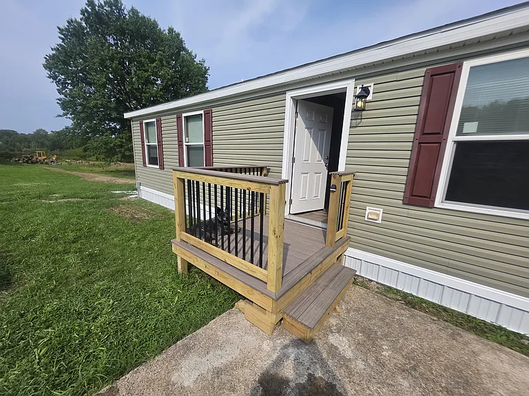 9091 Williams Rd — Photo 3