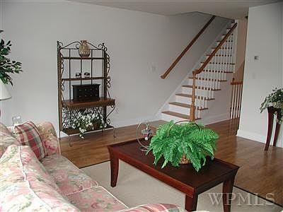 4th image of 359 Central Park Ave APT D