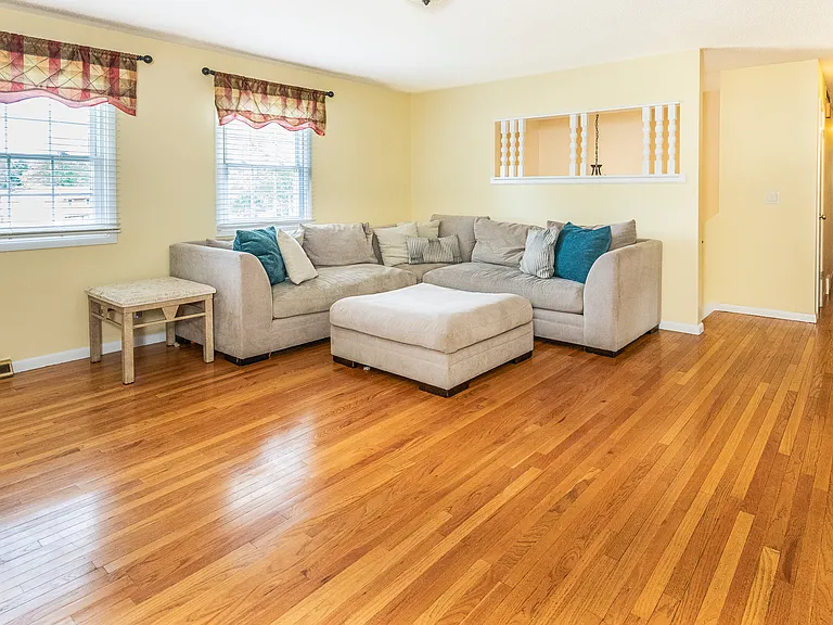 4201 E Cambridge Dr — Photo 7