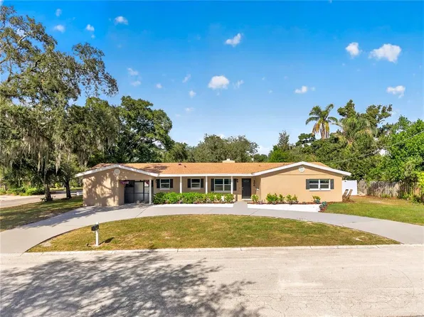 206 AMBER LANE, TEMPLE TERRACE, FL 33617