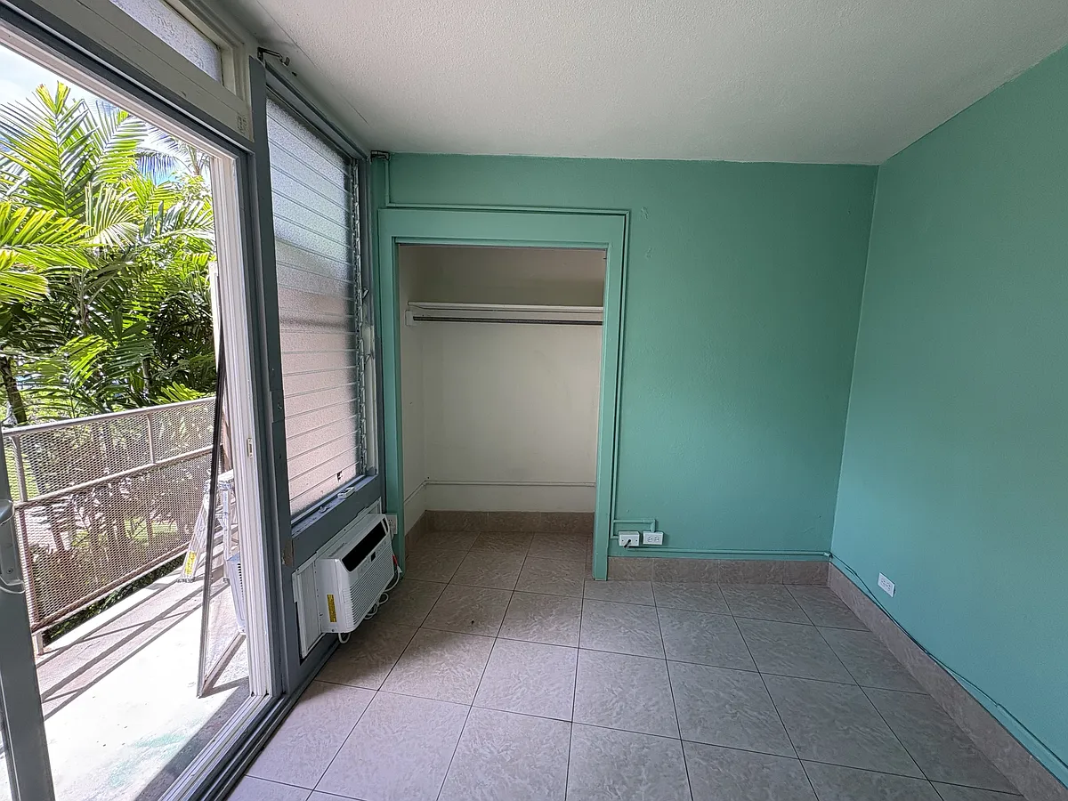 Building Photo - 2126 Lauula St #204
