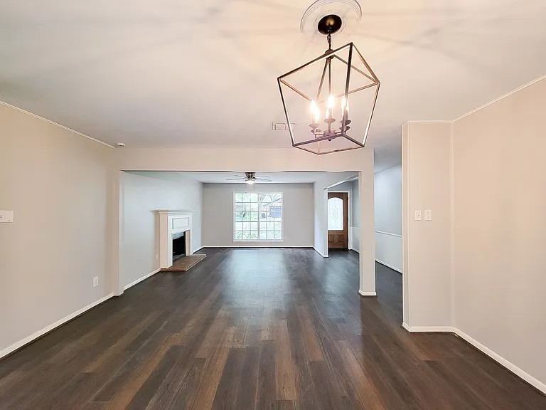 1803 Cypress Dr — Photo 7