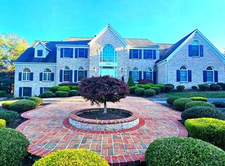 17815 Fraley Farm Rd, Rockville, MD 20855