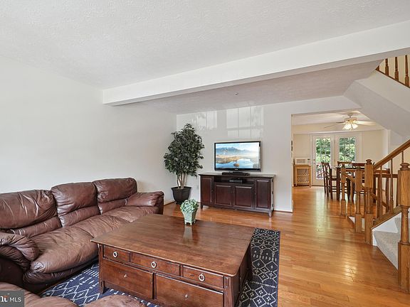4th image of 8527 Pine Meadows Dr