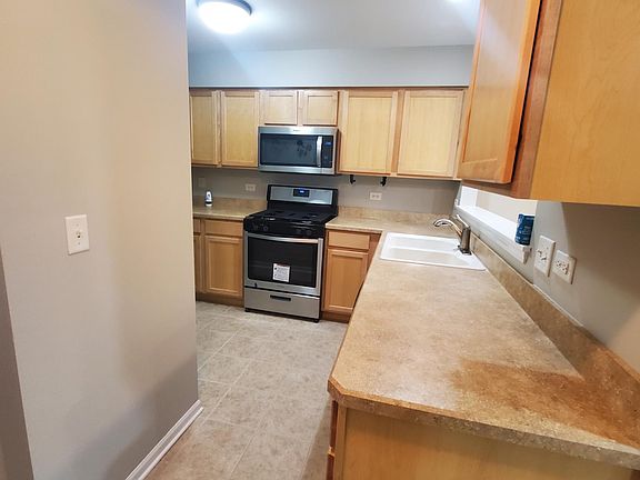 3rd image of 24532 W John Adams Dr