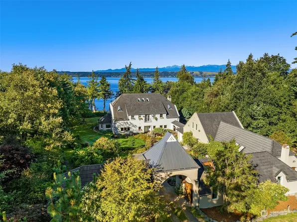 4497 Twin Spits Road NE, Hansville, WA 98340