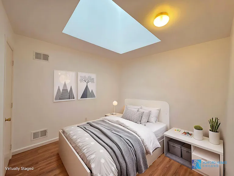275 Skyline Dr — Photo 4