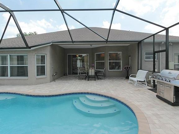 4th image of 18146 Heron Walk Dr