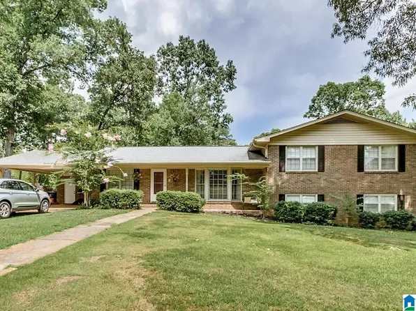 5705 Dove Creek Ave, Northport, AL 35473