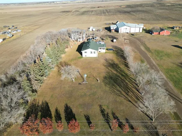 14028 E Township Road 1062, Mackenzie County, AB T0H 1N0