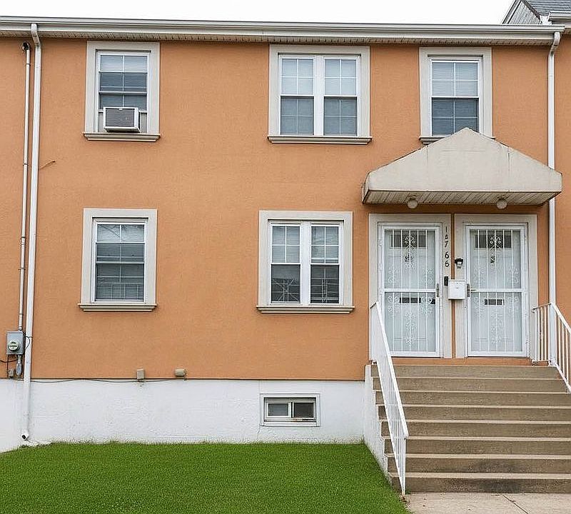 1st image of 14768 259th St